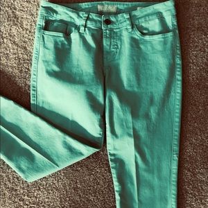 GUESS Cropped Ankle-Length Skinny Jeans “Brittney”